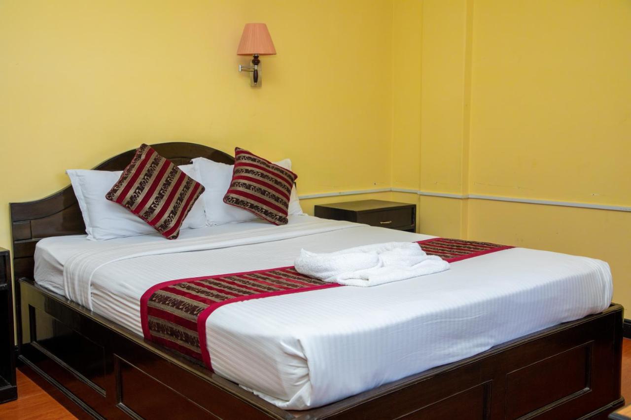 Hotel Bougainvillea بوكْرا المظهر الخارجي الصورة