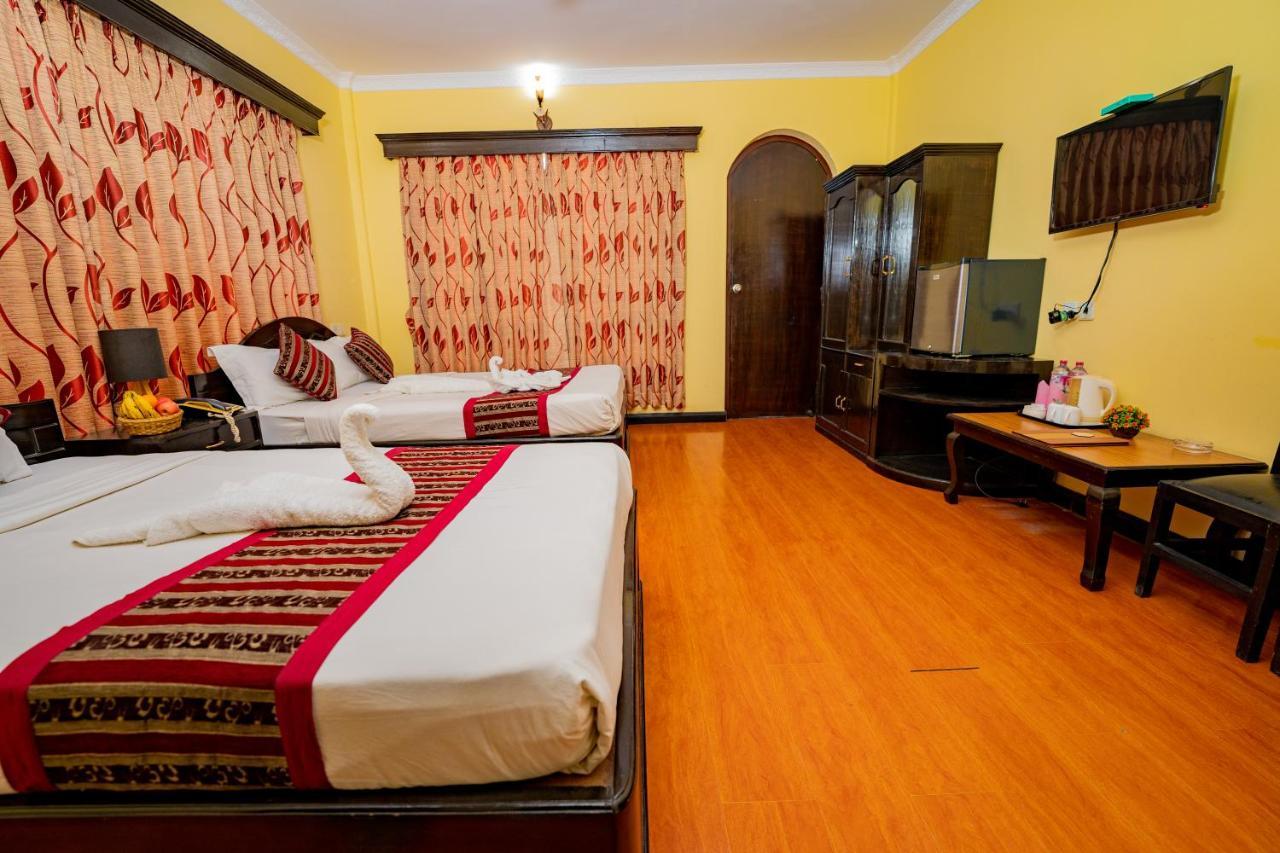 Hotel Bougainvillea بوكْرا المظهر الخارجي الصورة