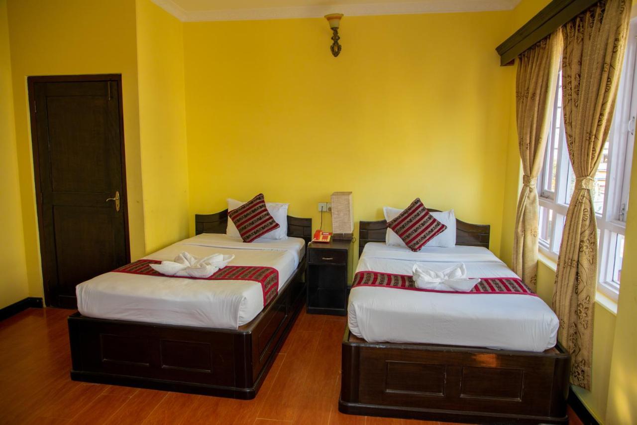 Hotel Bougainvillea بوكْرا المظهر الخارجي الصورة